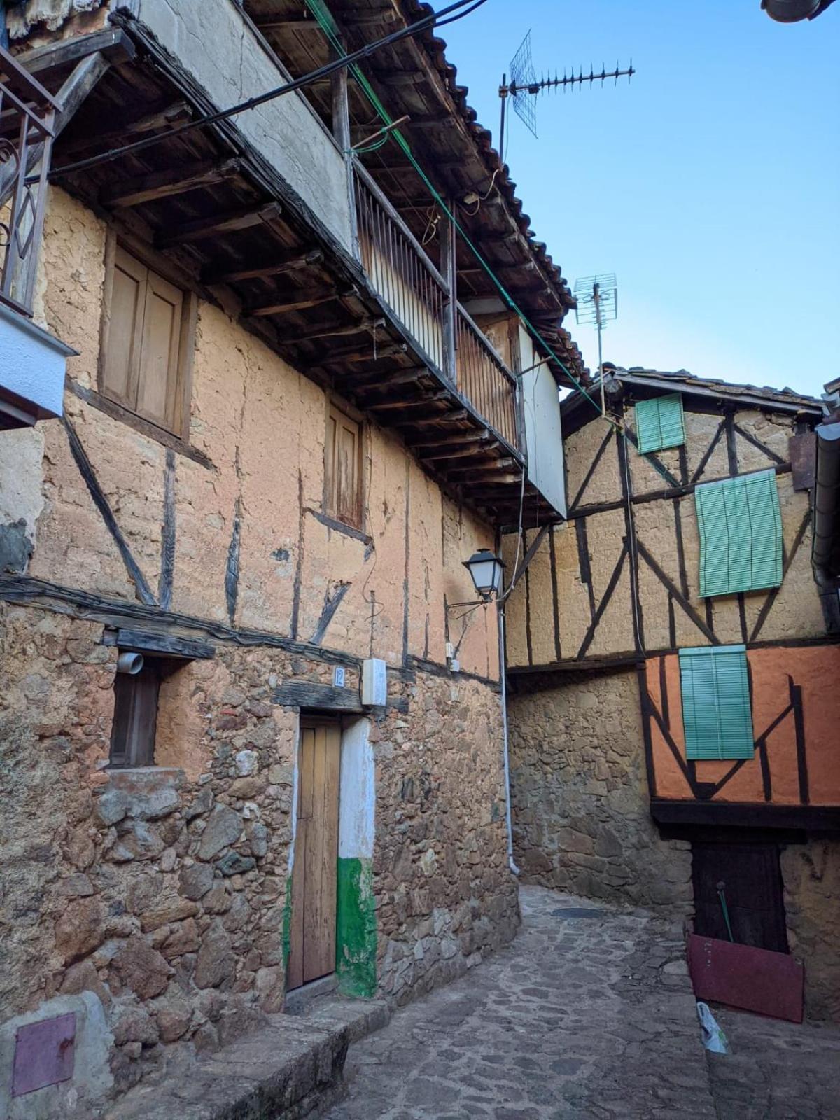 Apartamento La Almazara Del Guijo Guijo de Santa Bárbara Exterior foto